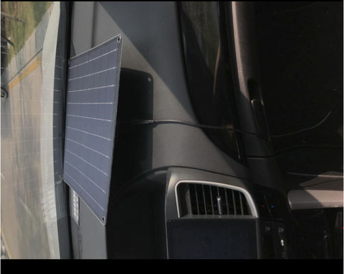 Kamp İçin Suya Dayanıklı 20W Katlanabilir Taşınabilir Güneş Enerjisi Paneli